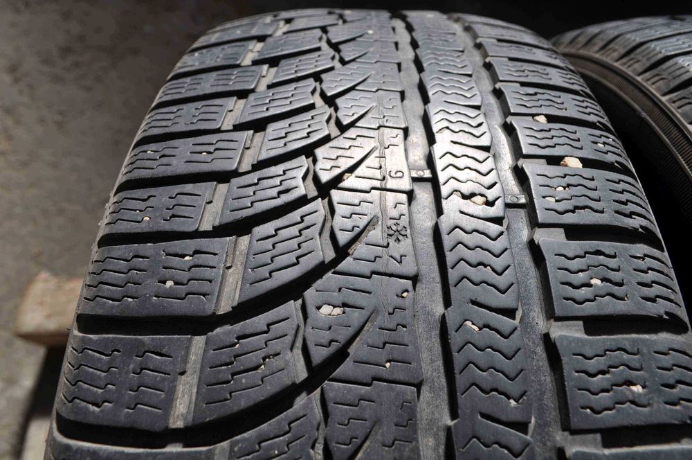 SET 2 Anvelope Iarna 225/55 R17 NOKIAN WR A4 101V