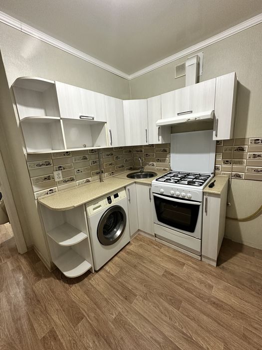 Продам 2-х комнатную квартиру в 20 мкр