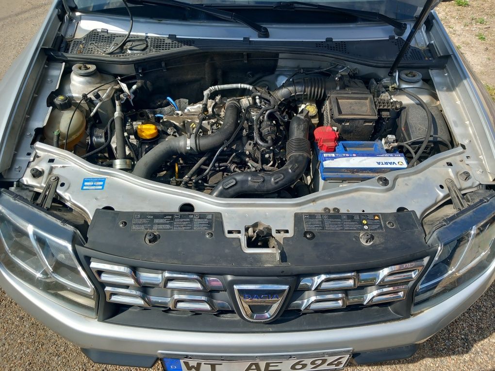 Dacia Duster  1.2 ac 4×2 euro 6 full 99000 km recent adusa germania
