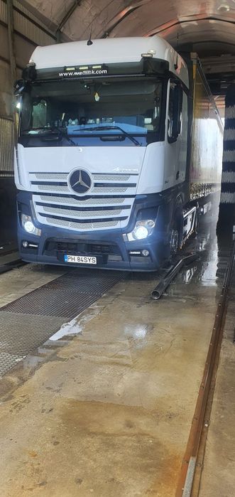Mercedes Actros MP4