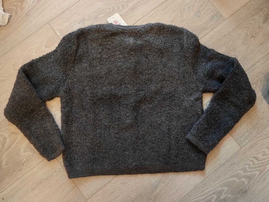 Pulover de dama gri
