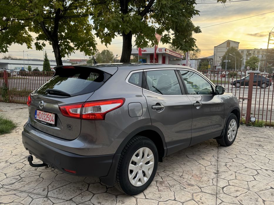 Nissan Qashqai 1.2 Benzina, Euro 6, An 2106