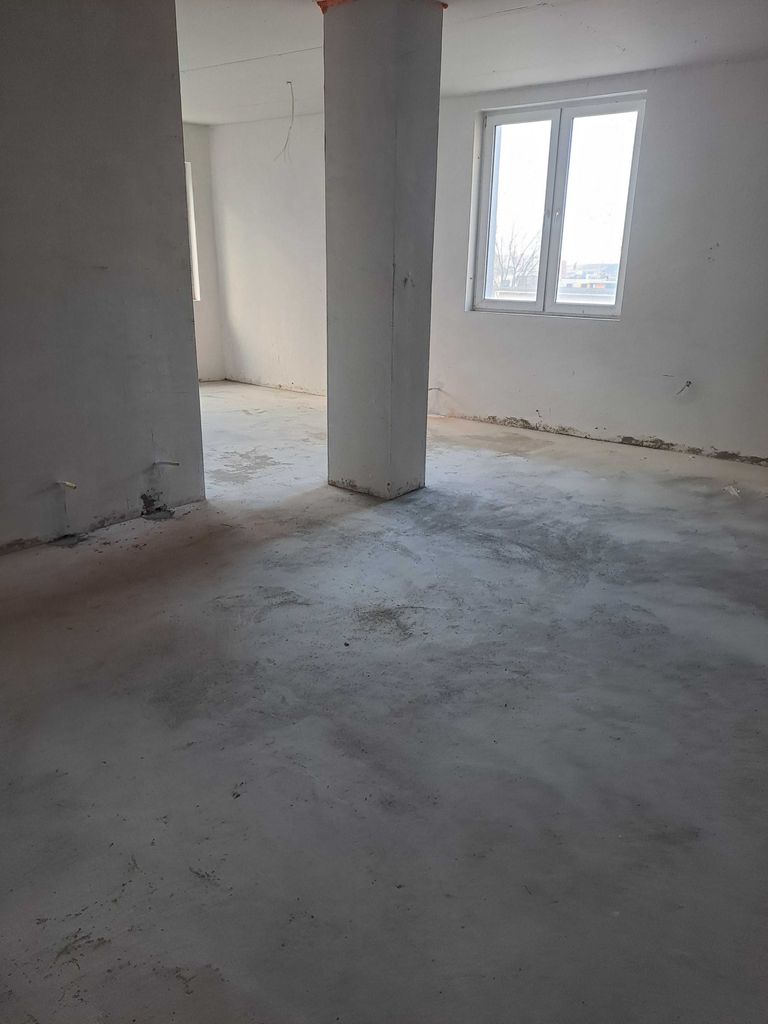 Продава се Двустаен апартамент в Плевен, Дружба 1 - 86 кв.м за 818 €/кв.м - Снимка #3
