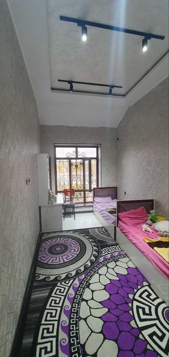 Срочно продается квартира Дуплекс, 5 комнат, На Учтепинском районе.