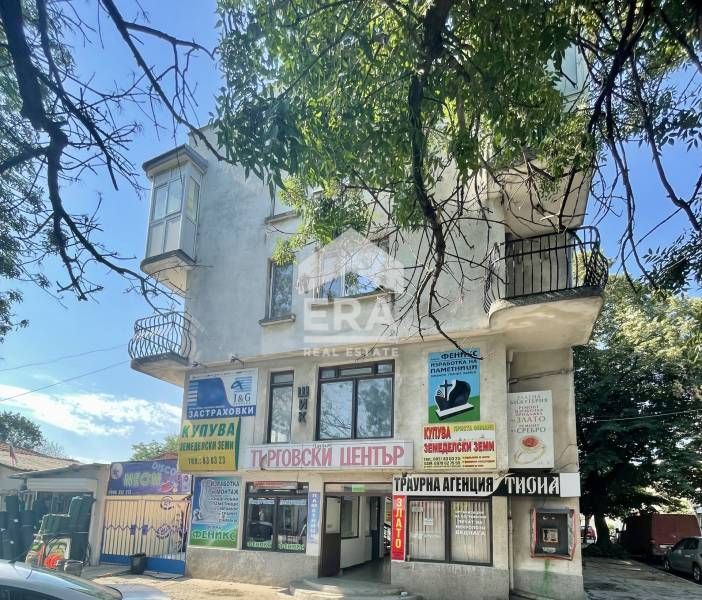 Търговско помещение под наем на ул. "Шипка"