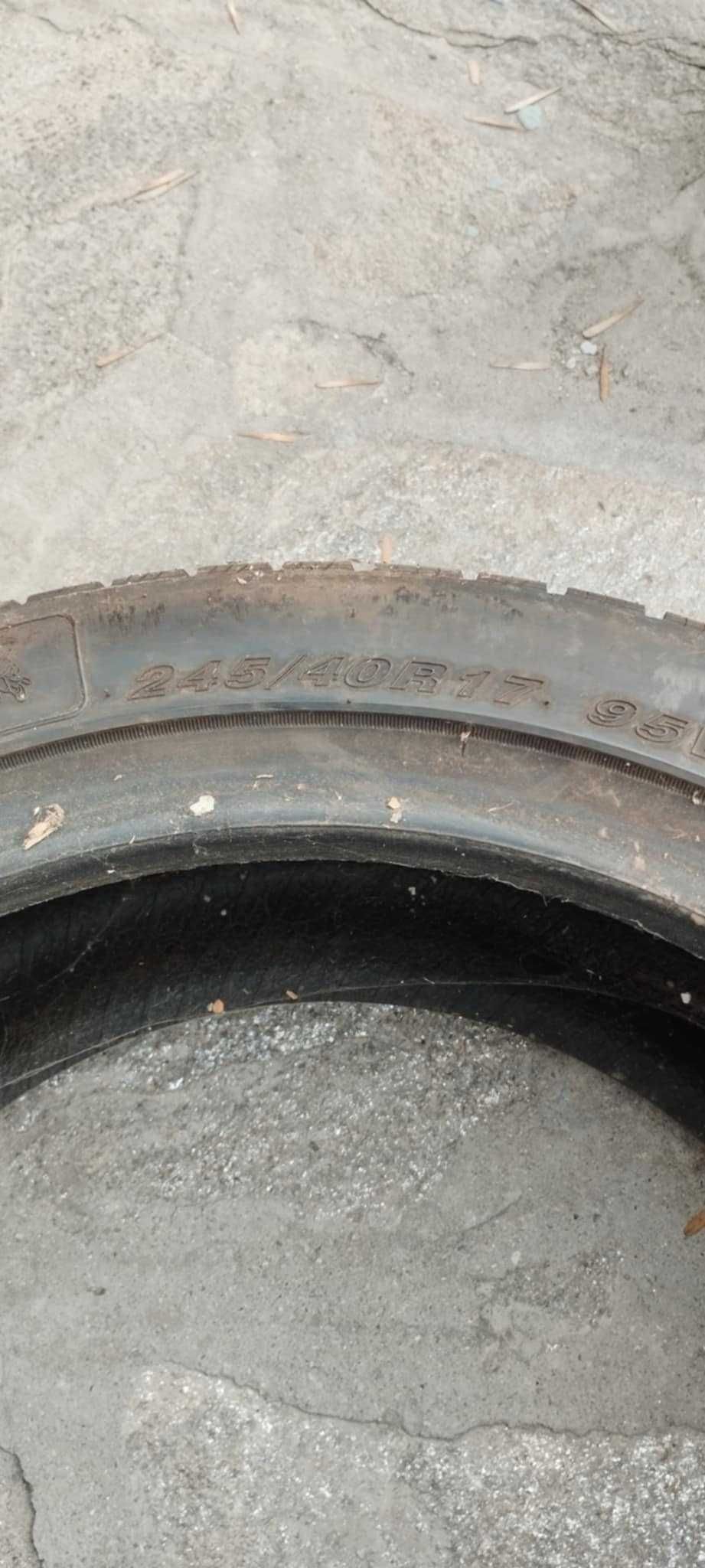 Зимни гуми 245/40/17
