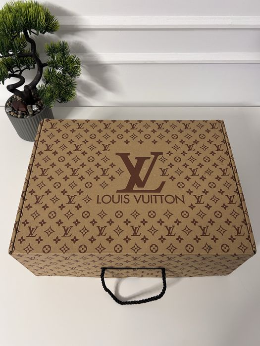 Adidasi Louis Vuitton Trainer