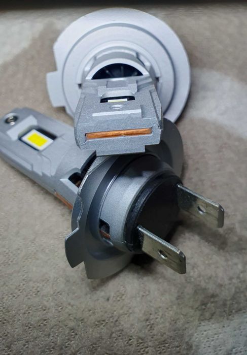 Becuri auto H7 led canbus integrat fără adaptoare sau decodoare 1-1