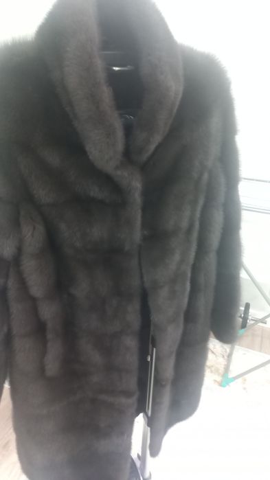 Продаю норковую шубу