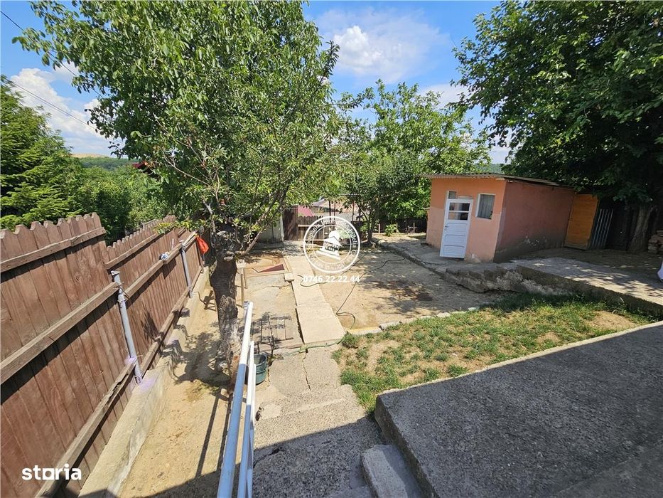 Casa 4 camere  ,aproape de centru, ideala pentru locuit sau investitie