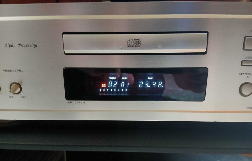 Denon CD-player auriu, DCD 1450AR