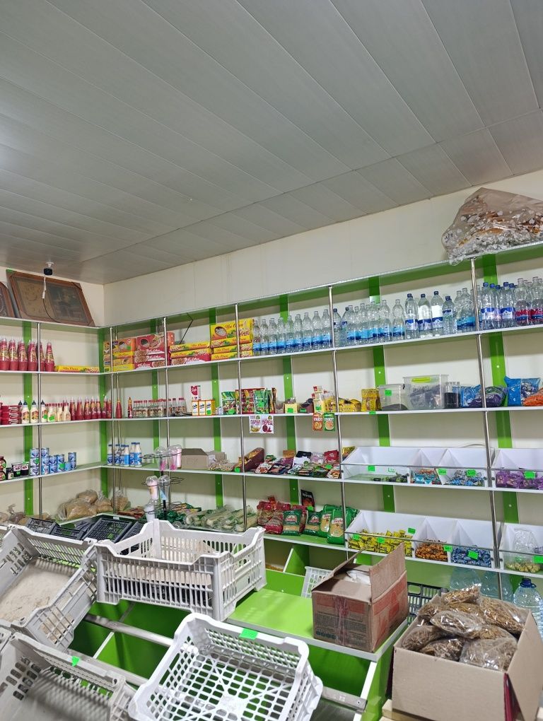 Magazin uchun mebel