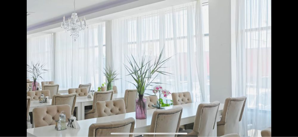 Cladire hotel , birouri , azil, spatii depozitare