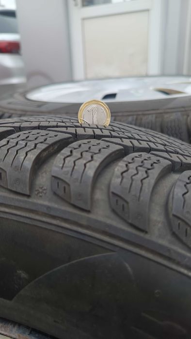 Гуми с джанти PIRELLI 205/55/16 DOT4324 от Опел Астра