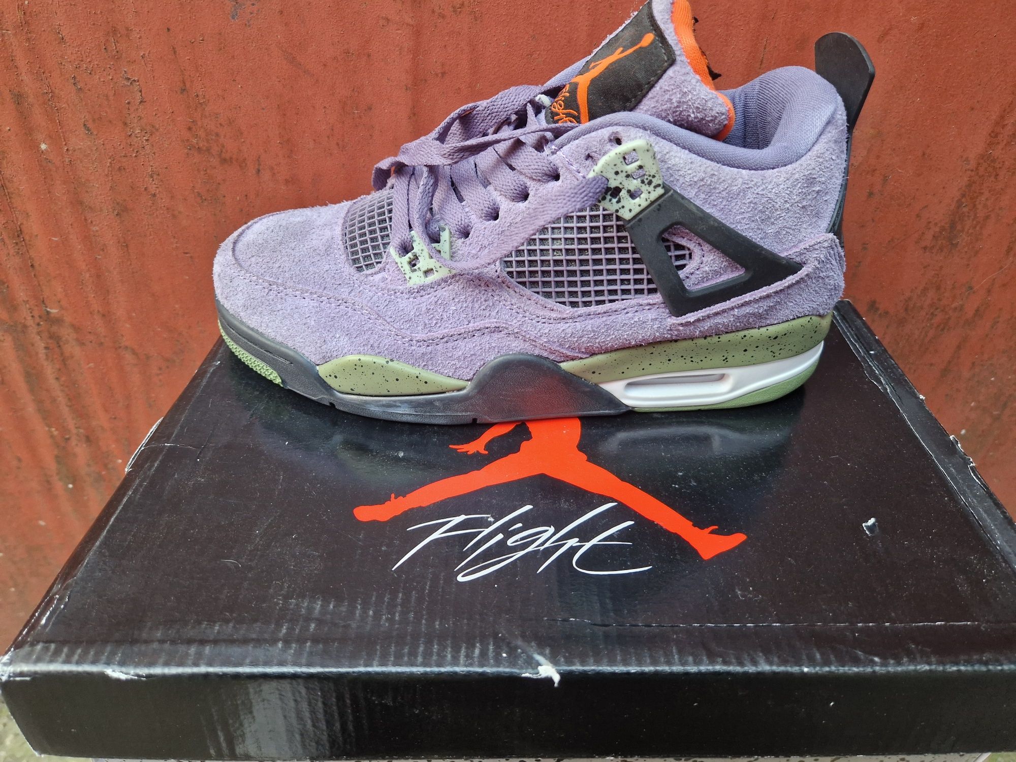 Jordan 4Canyon Purple
Canyon Purple 
Canyon Purple