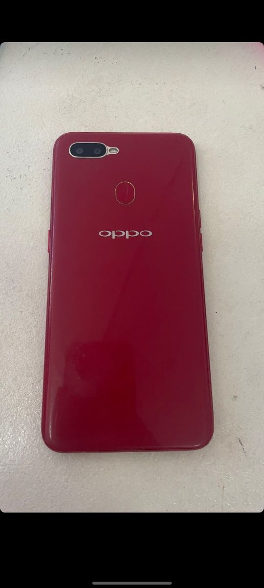Продам телефон Oppo A5s
