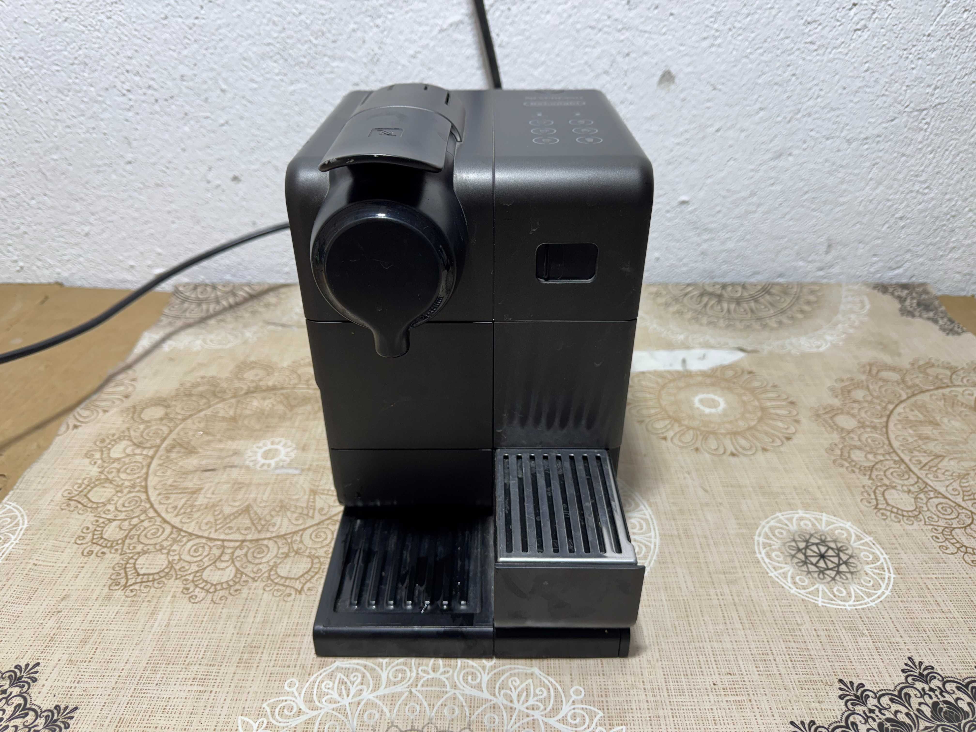 Nespresso Latissima Touch EN 550.BM
