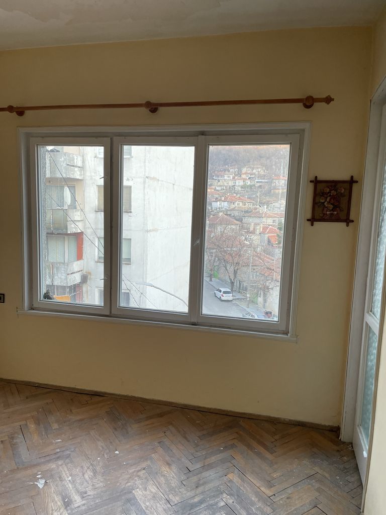 Продава се Тристаен апартамент в Провадия - 70 кв.м за 1129 €/кв.м - Снимка #15