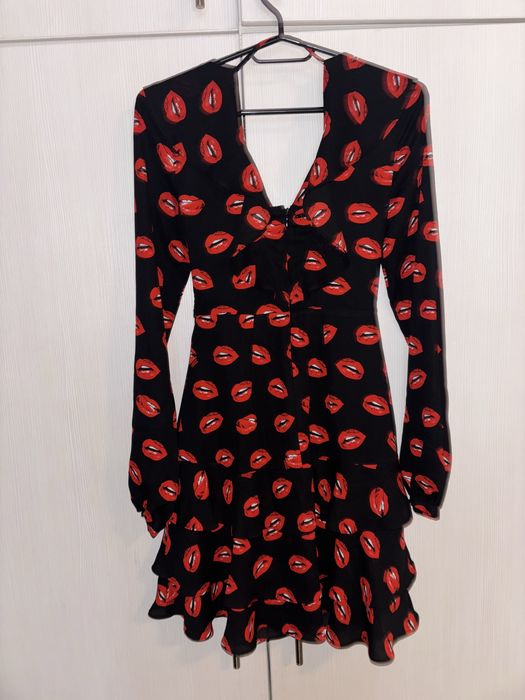Комплект LBD little black dress, сако Zara, Guess рокли и блуза