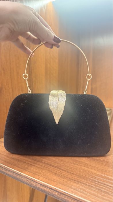 Продам клатчи вечерние