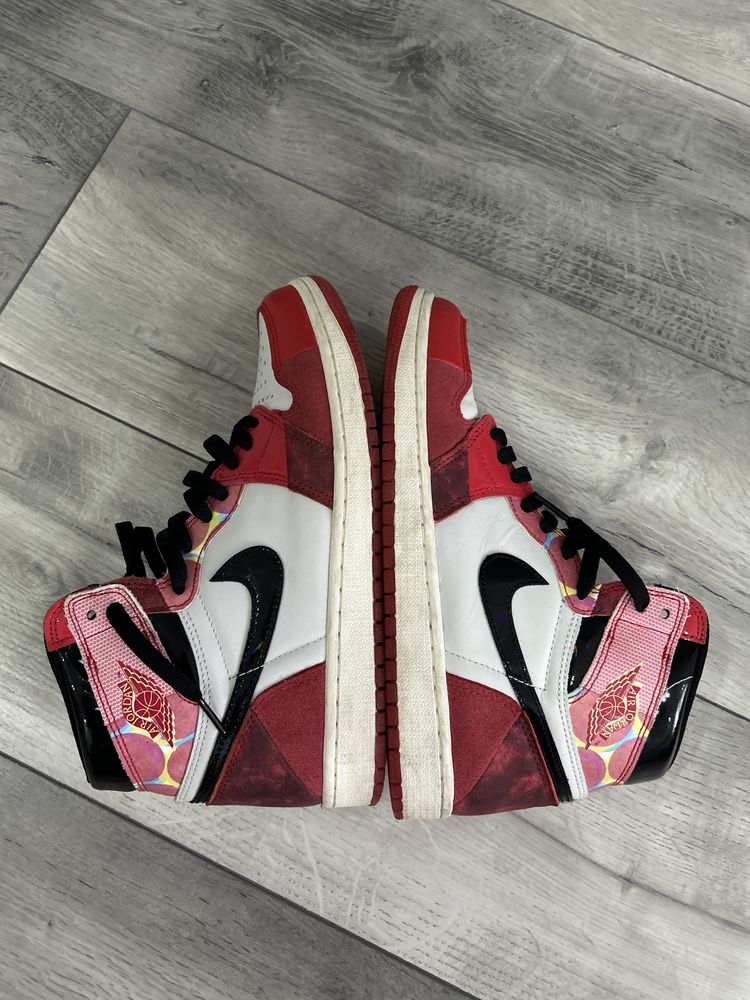 Vand Jordan 1 High Spiderverse