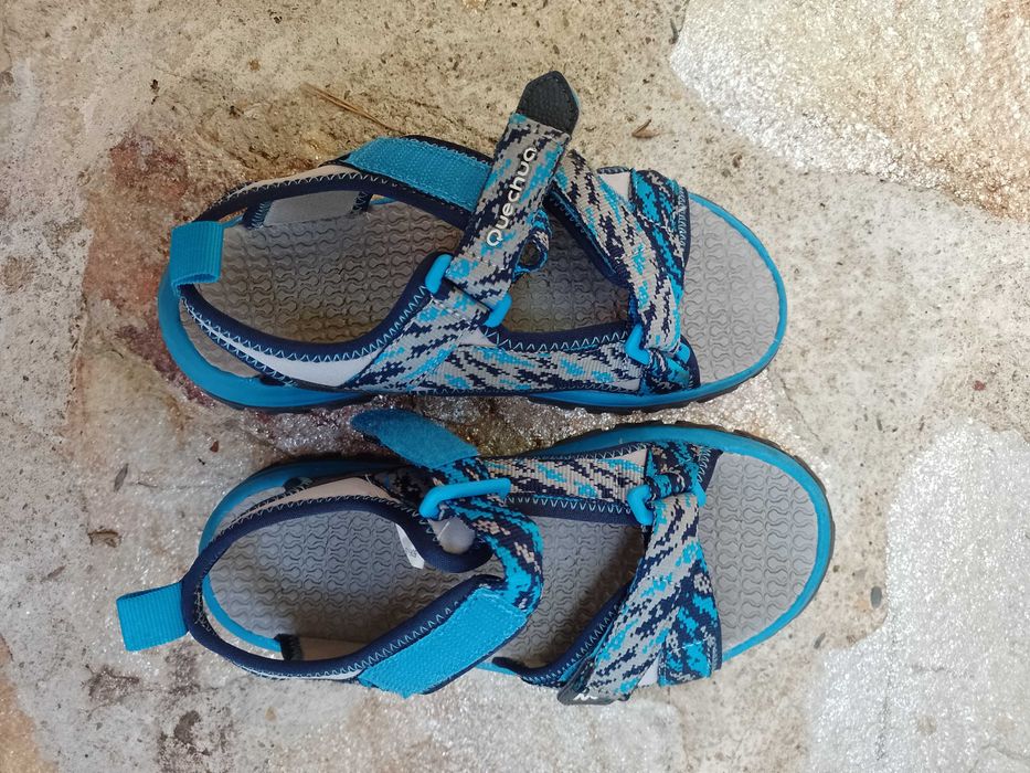 Пантофи KK 22 ном, чехли Defonseca 22 ном, сандали Quechua 32 ном