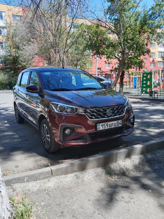 Suzuki Ertiga2023 года выпуска