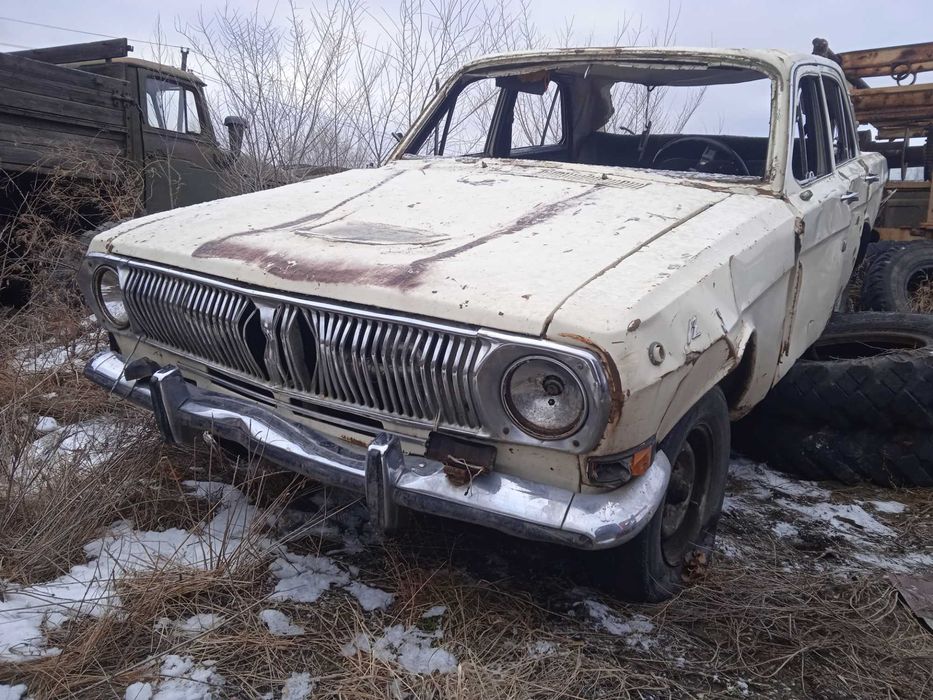 волга 2410 газ .