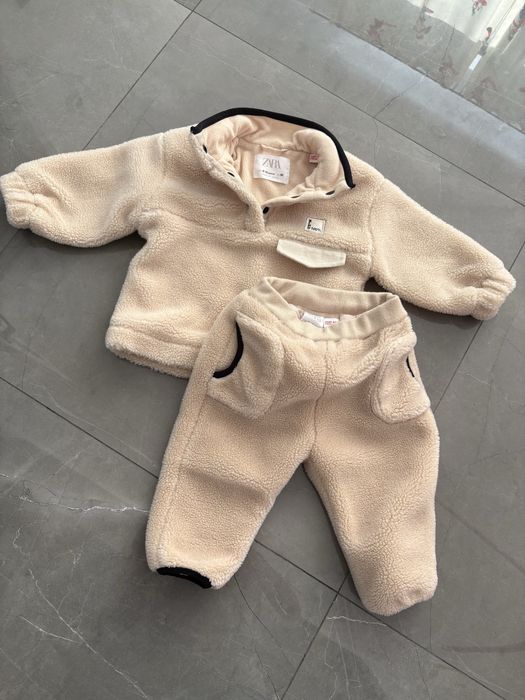 Compleu Zara marime 80