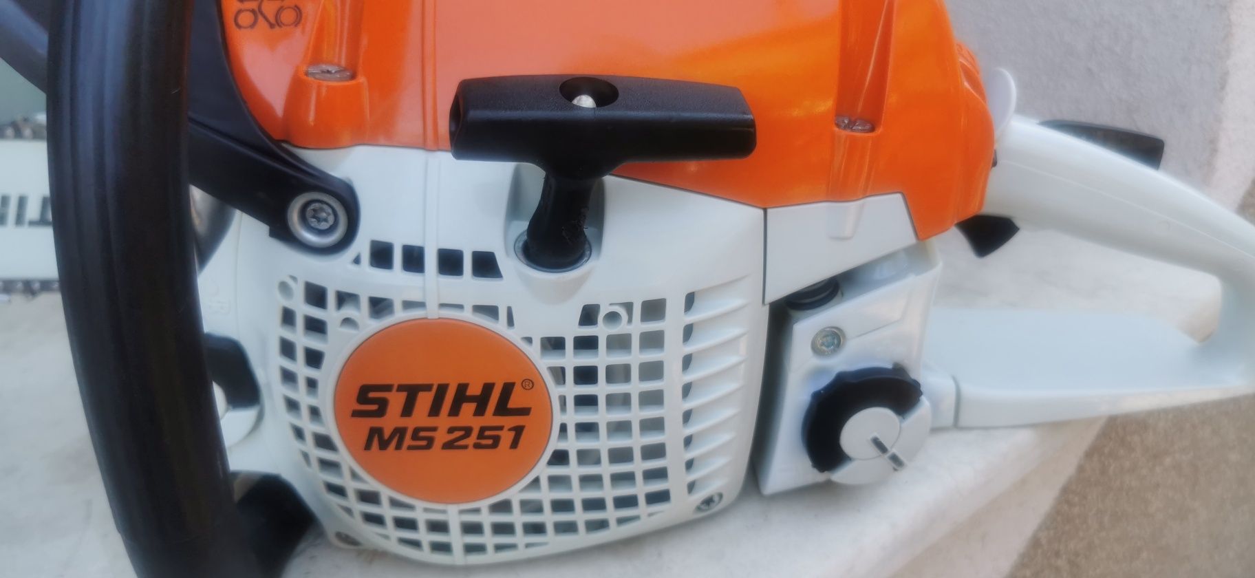 Моторен трион щил мс 251 stihl