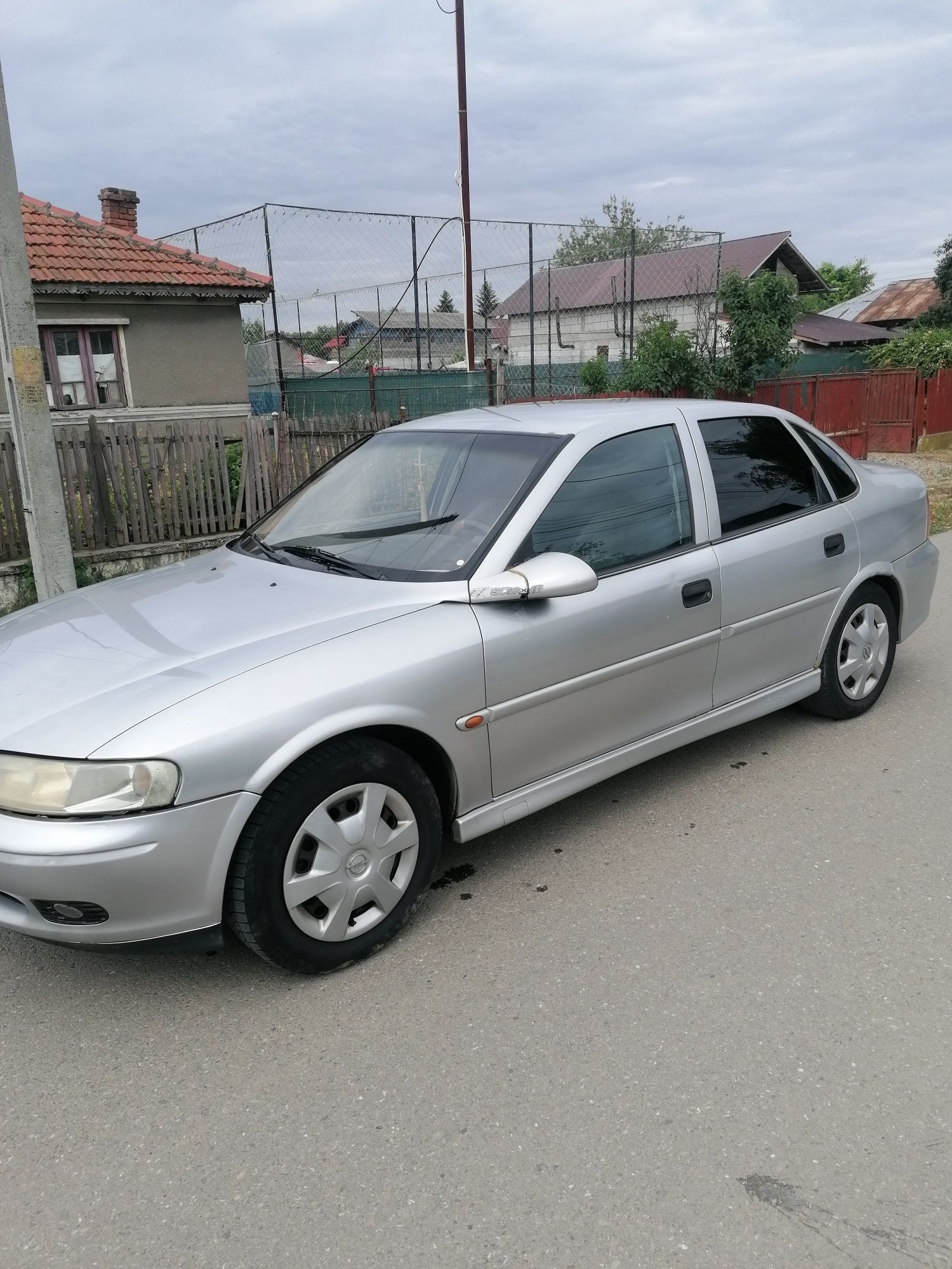 Opel Vectra B, 1.6  16 valve