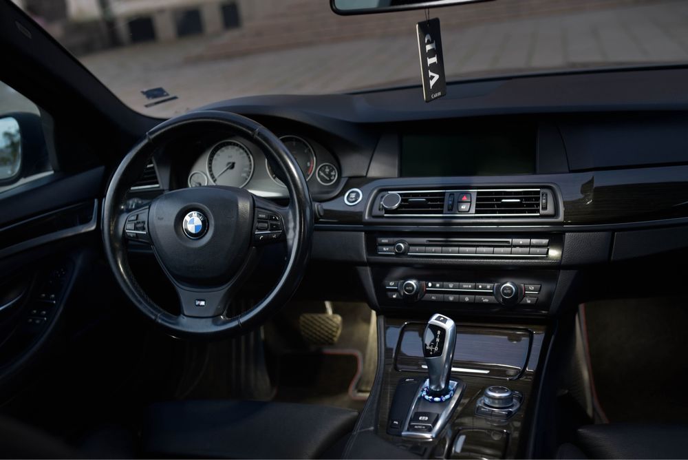 Автомобил BMW F10 под наем за бал/сватба и др.