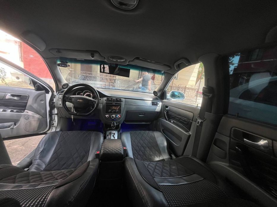 Lacetti 1,8 avtomat 2011