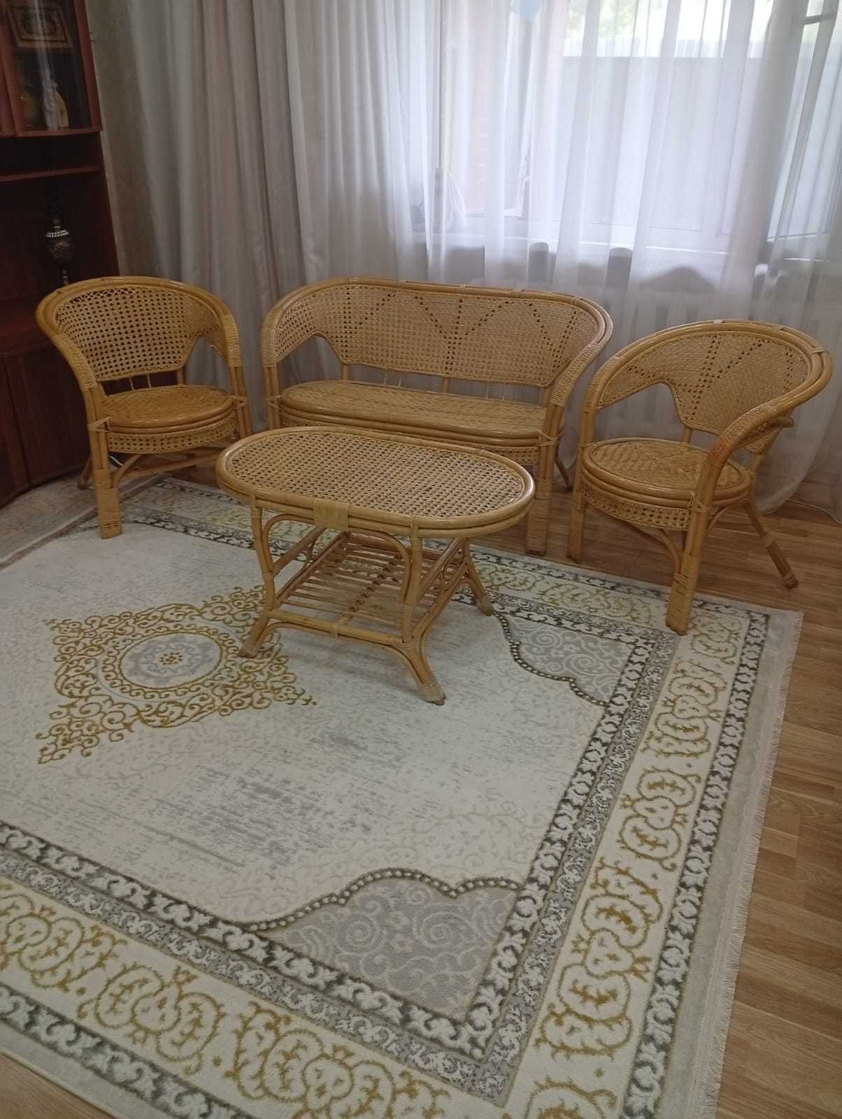 Продам ротанговую мебель б/у