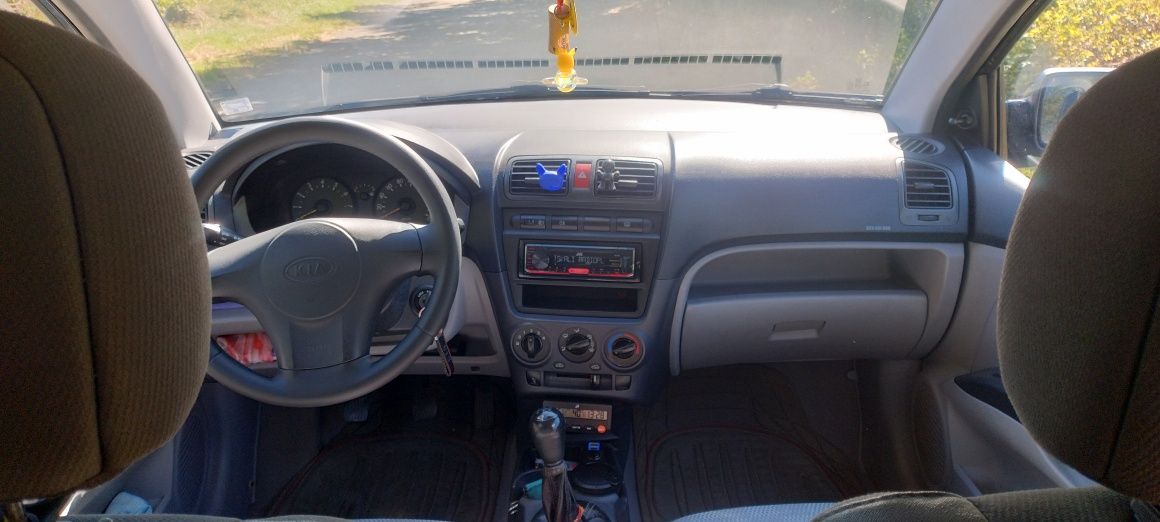 Kia Picanto 1.0 i 4 цилиндъра