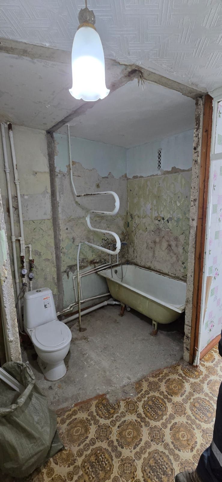 Домантаж полов, болконов, зданий
