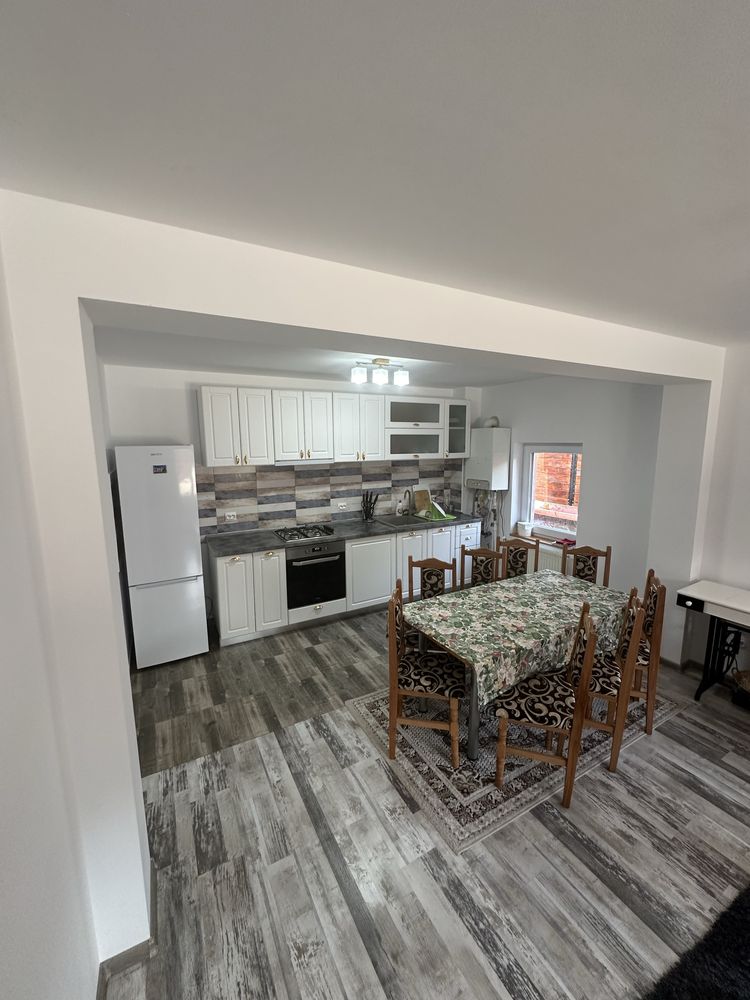 Cazare in Azuga -Camere de inchiriat (Azuga Home pe Booking )
