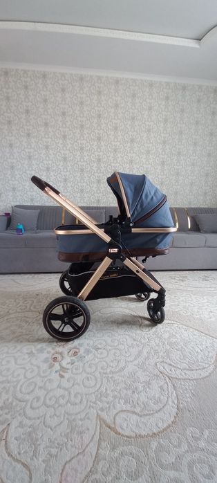 Коляска детская в хорошем состояний