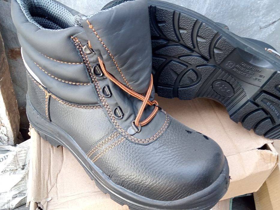 Ботинки зимние рабочие