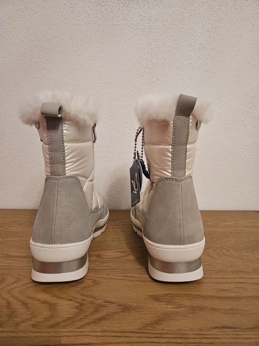 Vând Ghete damă Caprice Pearl Comb,mărimea 37-noi în cutie!