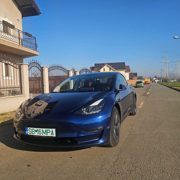 Tesla Model 3 Long Range