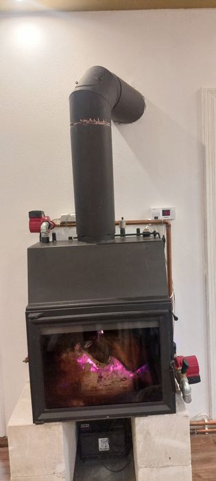 Vand semineu centrala