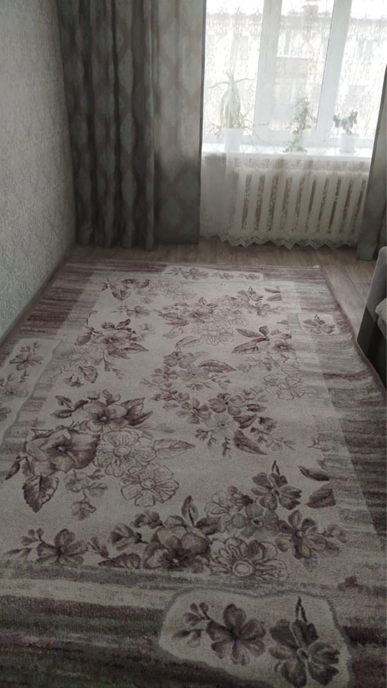 Ковер. 2*3 в отличном состоянии