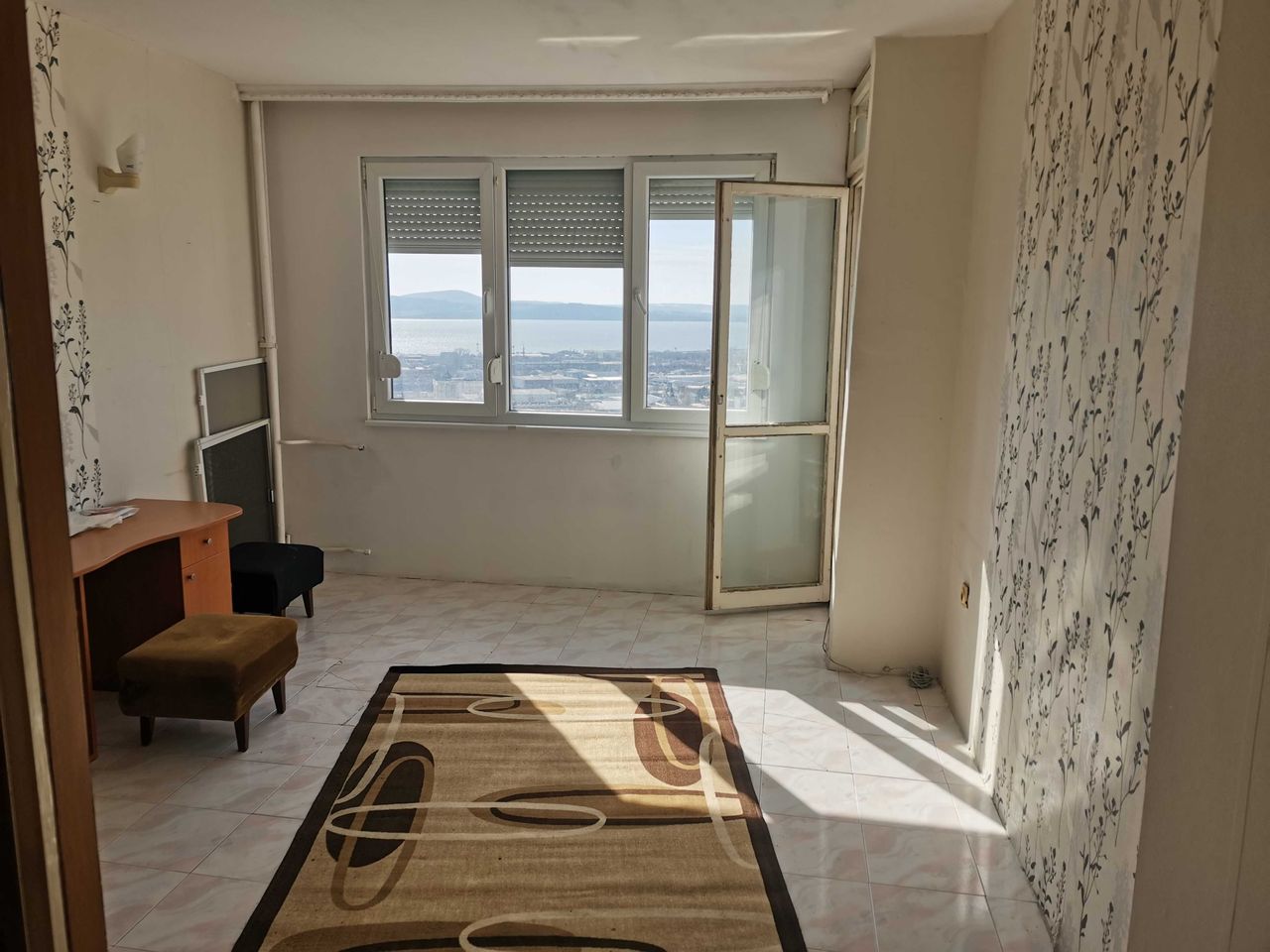 Продава се Двустаен апартамент в Бургас, Славейков - 52 кв.м за 3 €/кв.м - Снимка #10