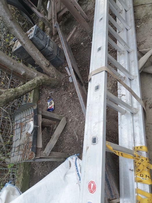 Vând scara aluminiu