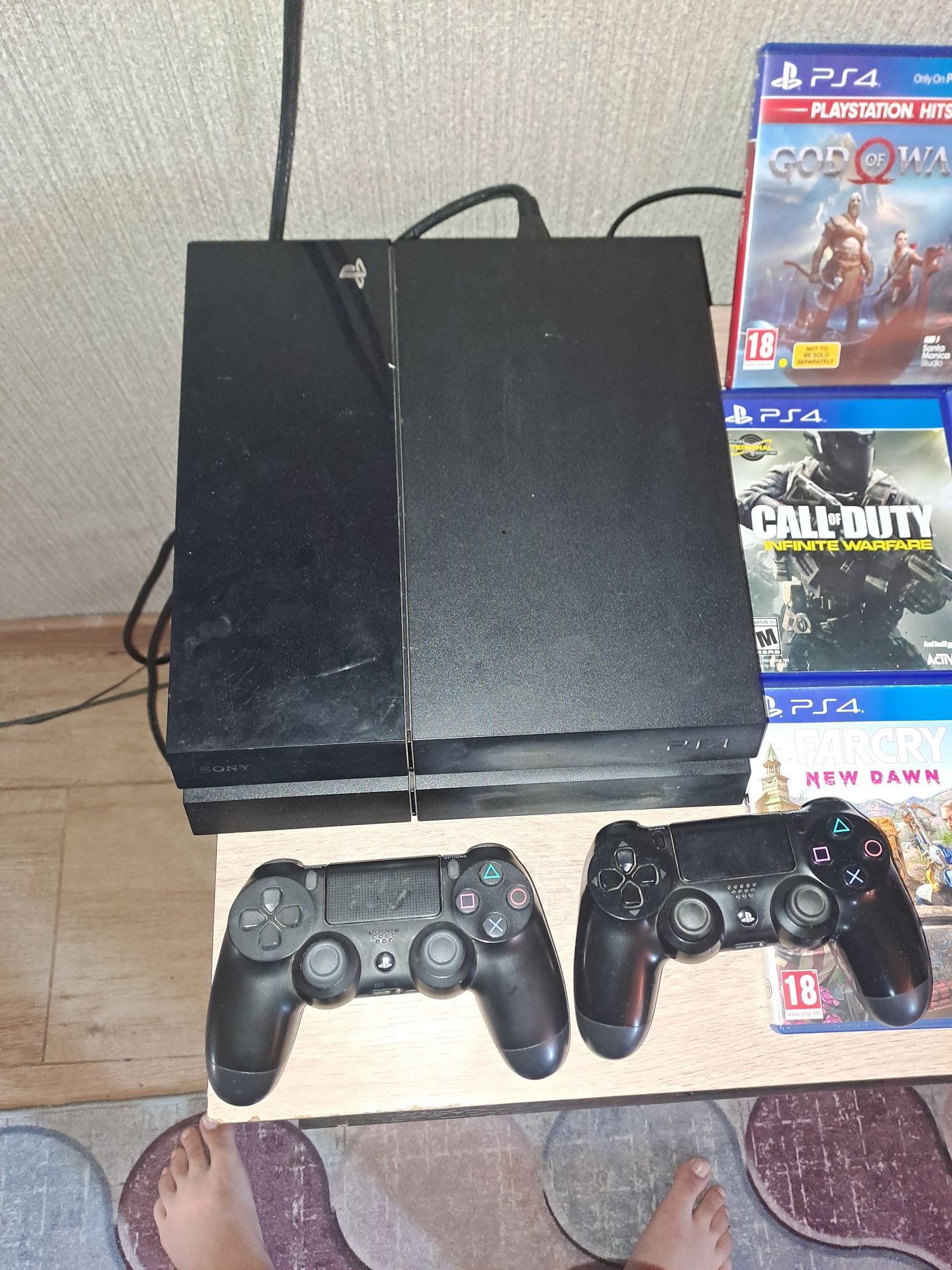 Ps4 2 manete jocuri