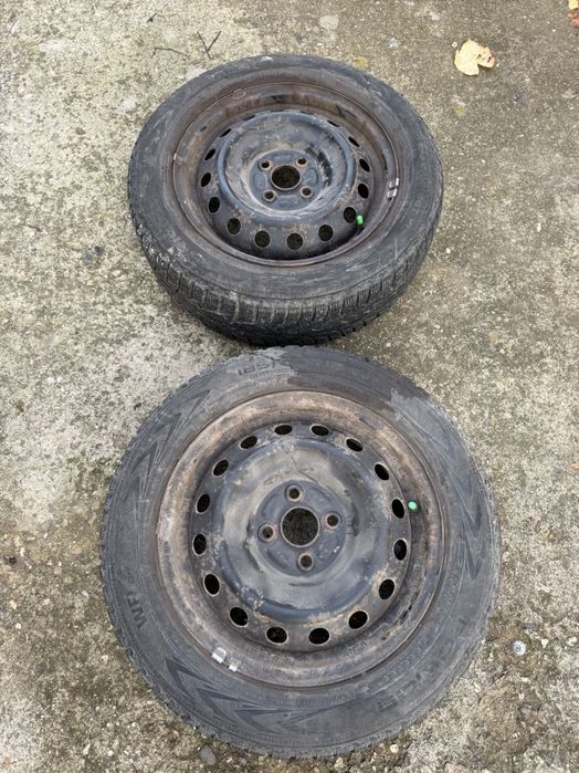 Jante 15 Toyota Yaris - caciucuri iarna incluse