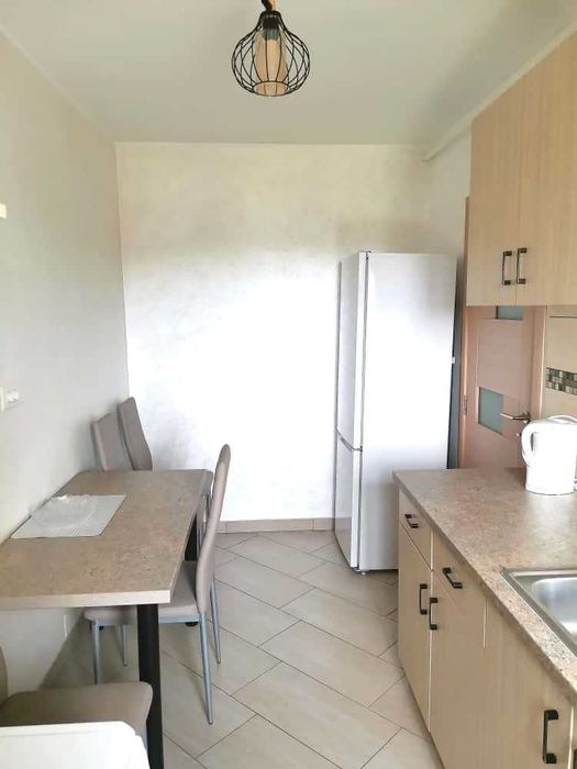 Închiriez apartament 1 cameră decomandat, 57 mp, zona 1 Mai