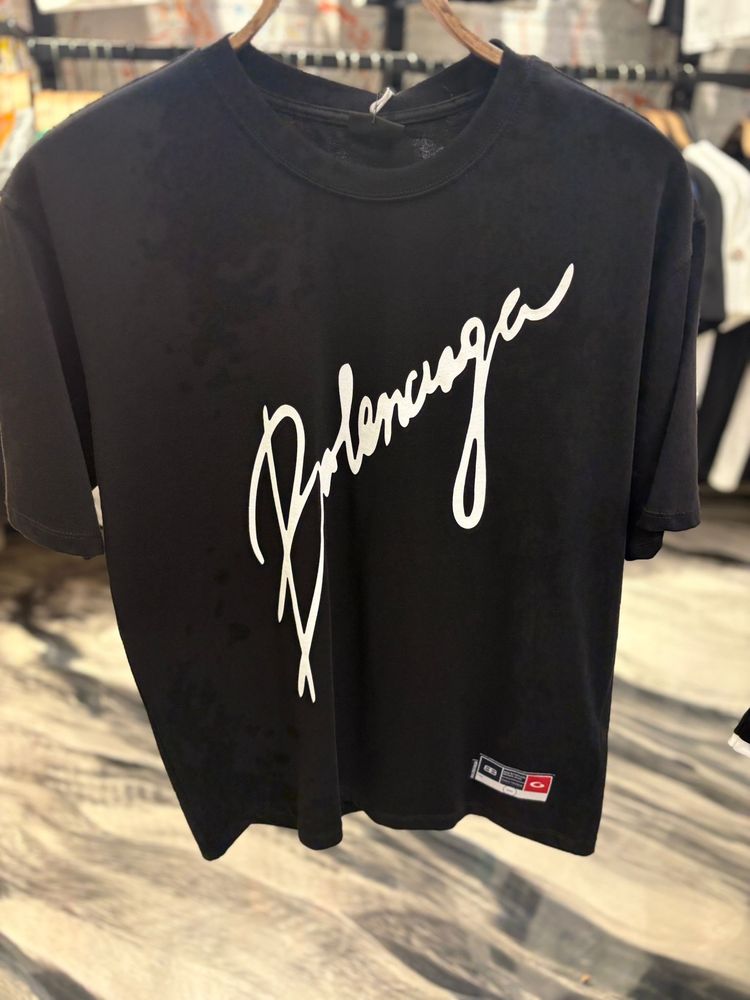 Tricou Balenciaga Unisex
