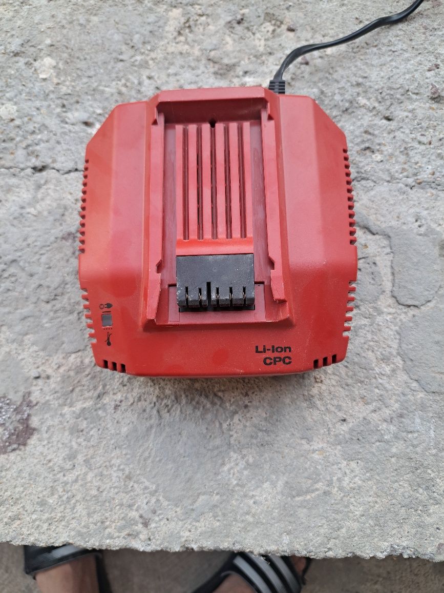 Hilti C 4/36-350 - Бързо зарядно с охлаждане